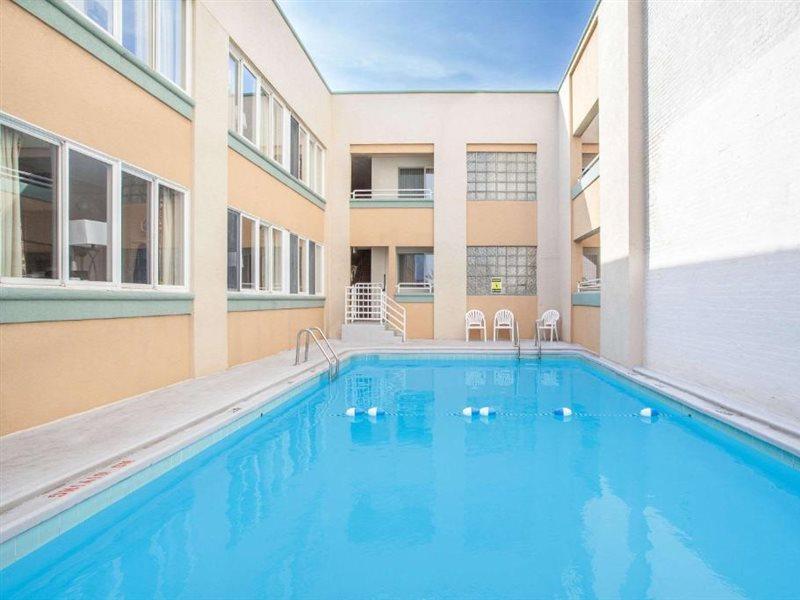 Howard Johnson By Wyndham Atlantic Stadt Exterior foto