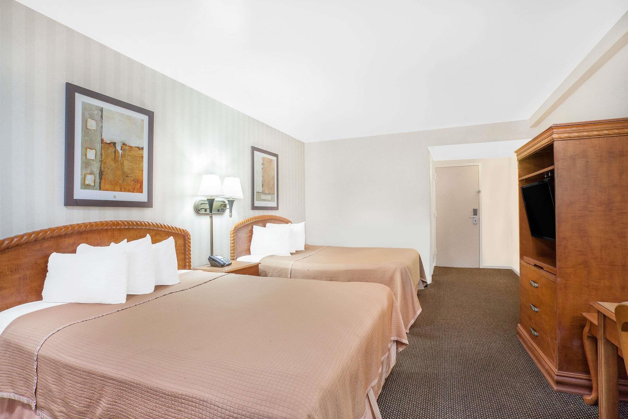 Howard Johnson By Wyndham Atlantic Stadt Exterior foto