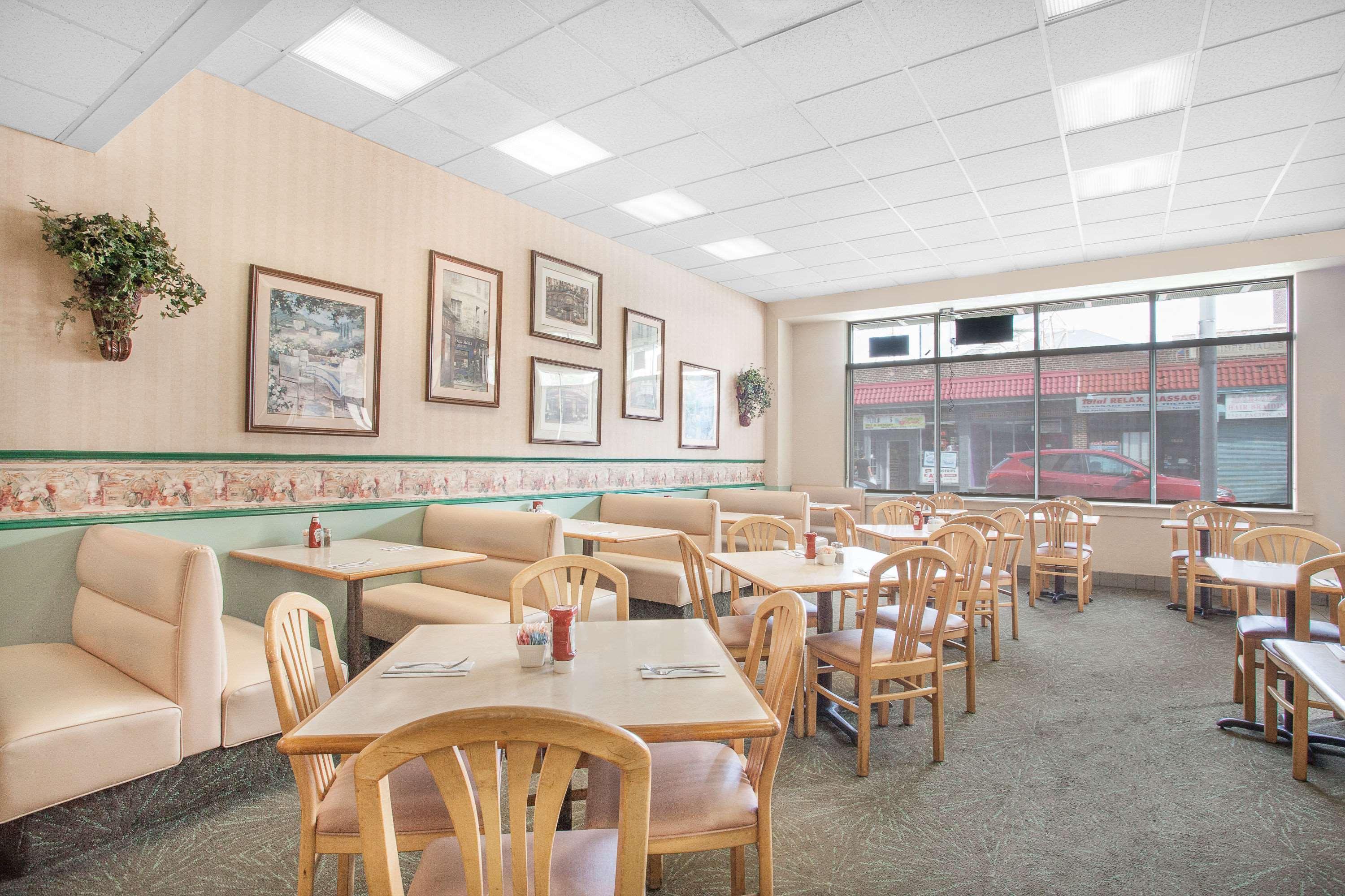Howard Johnson By Wyndham Atlantic Stadt Exterior foto
